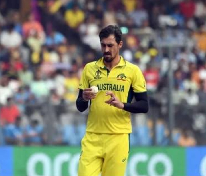 what is Mitchell starc fastest ball speed