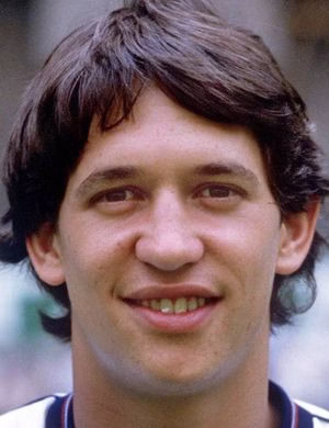 are gary lineker and piers morgan friends