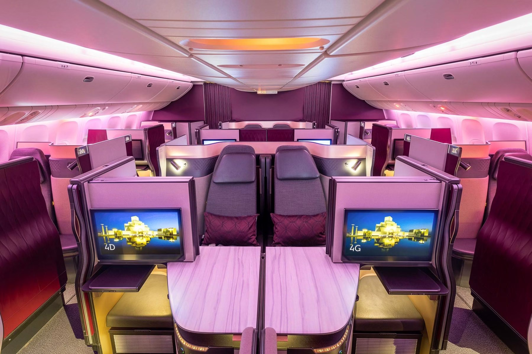 what qatar flights have qsuites
