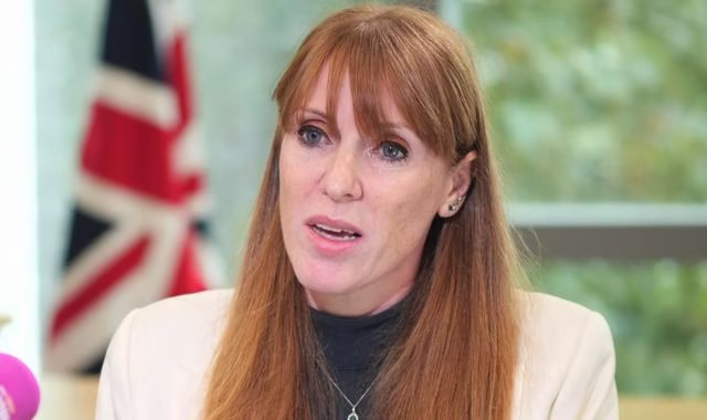where does angela rayner live now